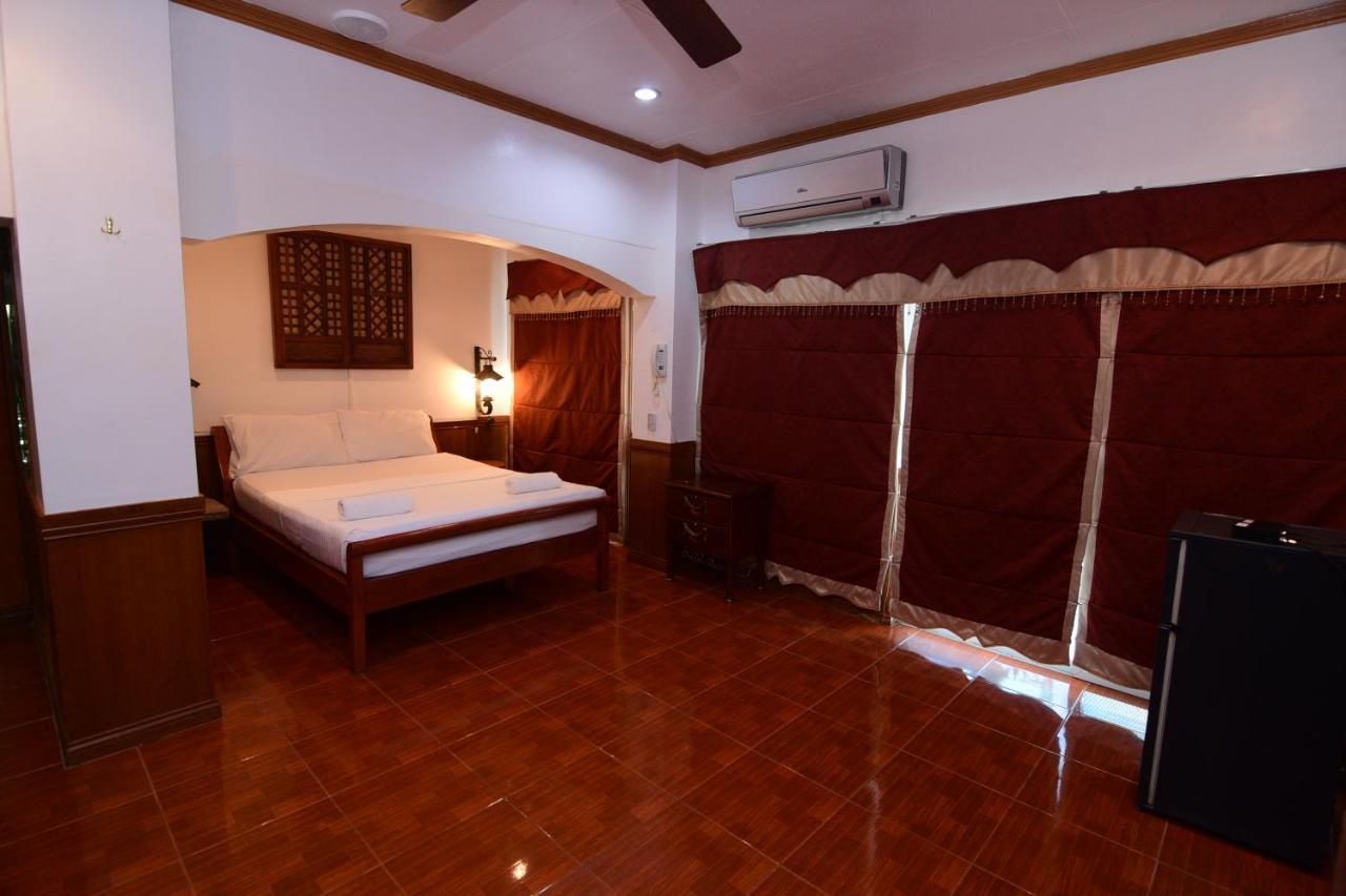Ang Tahanan Ni Aling Meding Hotel And Restaurant San Pablo Bagian luar foto