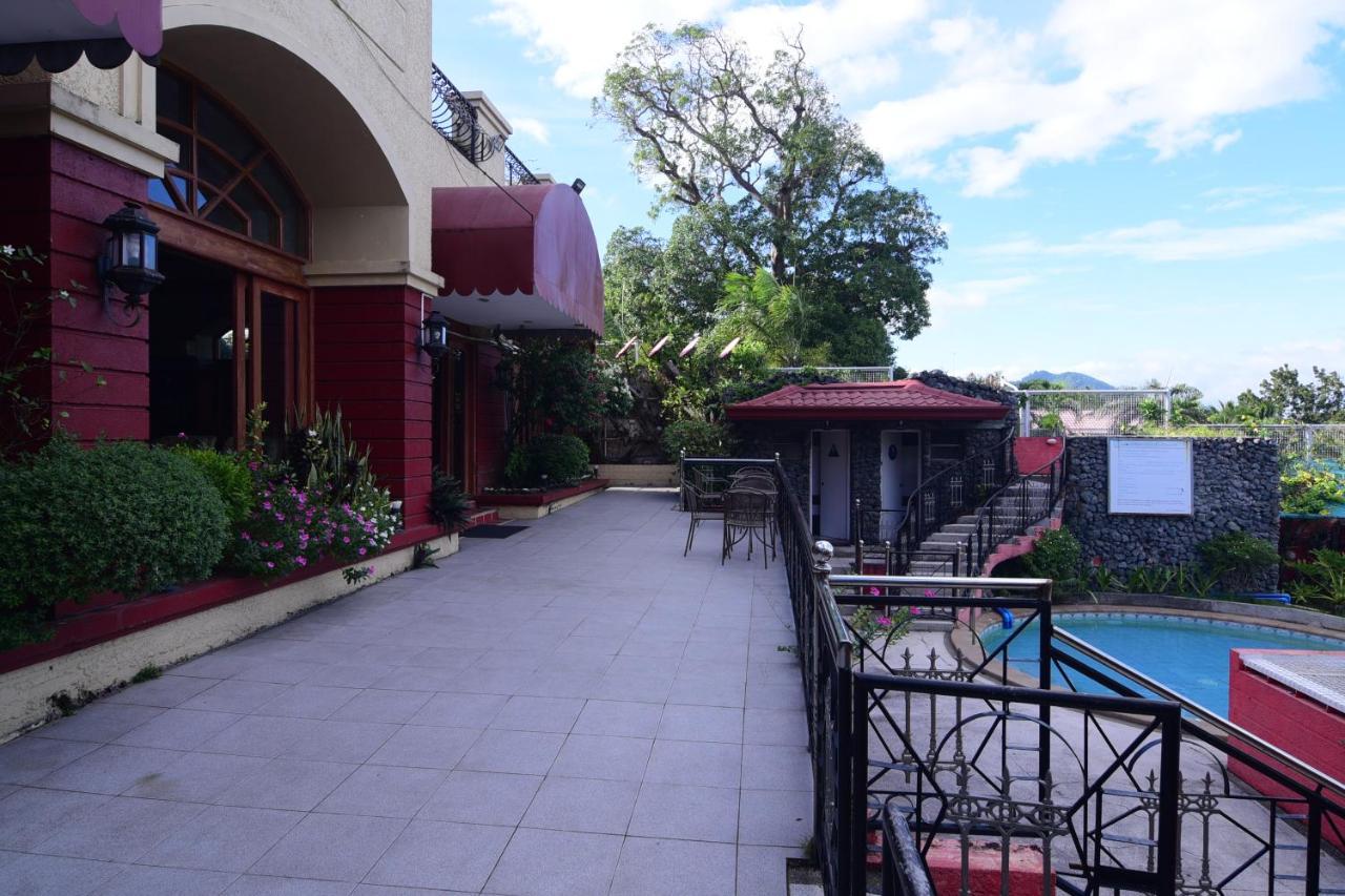 Ang Tahanan Ni Aling Meding Hotel And Restaurant San Pablo Bagian luar foto